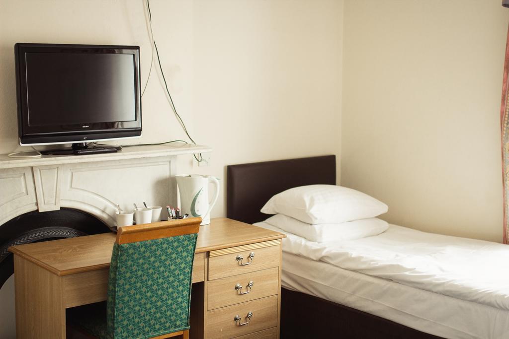 Abbey Lodge Hotel High Wycombe Szoba fotó